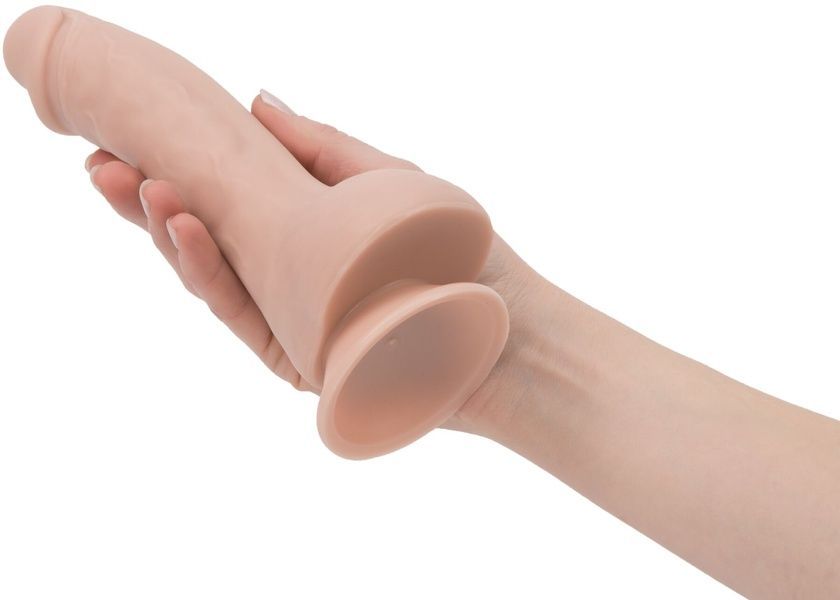Изогнутый фаллоимитатор на присоске ADDICTION &mdash; BRAD 7,5&Prime; Dildo With Balls, Beige SO5584 фото